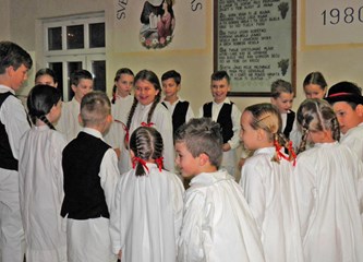 Sve sekcije zaplesale na godišnjem koncertu KUD-a Sveta Jana