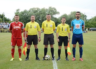 Sa suzom u oku Meić otišao u mirovinu