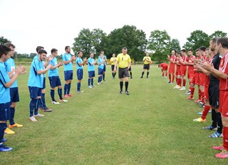 Sa suzom u oku Meić otišao u mirovinu