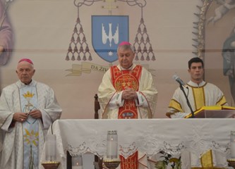 Blagoslov kipa biskupa Borkovića u Domagoviću