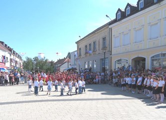 Vrbovec: Sretan Dan Europe!