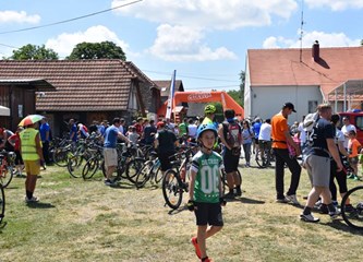 Šesto ljudi startalo na Gastro biciklijadi