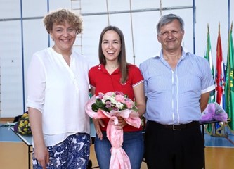 Nagrađeni najbolji sportaši osnovnih i srednjih škola u Županiji