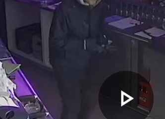 Prepoznajete li ih? Kamera 'uhvatila' provalnike koji su opelješili NK B. Jelačić Banovo i dugoselski kafić