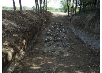 Otkrivena masovna grobnica u Brdovcu