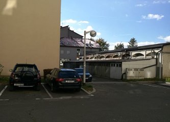 Građani Zaprešića žale se na neuredan grad, iz Grada odgovaraju da se na uređenju kontinuirano radi