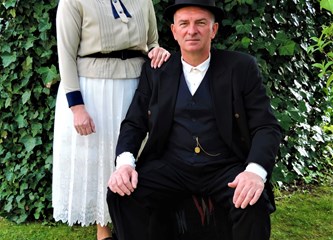 U on line modnoj reviji narodnih nošnji prva mjesta pobrali Desinčaki i Vrbovčani! Nagrade i za Sv. Nedelju, Gradec, Klinča Sela...