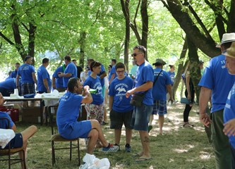 70 sudionika spustilo se Savom - čuvajmo i razvijajmo njezine potencijale