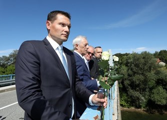 Odavanjem počasti poginulim braniteljima obilježen Dan Zagrebačke županije