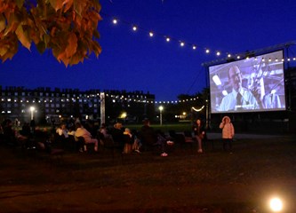 FOTO Jesenski ugođaj u središnjem goričkom parku uz film i kestene pružila nova manifestacija "Via kino"