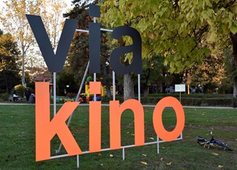 FOTO Jesenski ugođaj u središnjem goričkom parku uz film i kestene pružila nova manifestacija "Via kino"