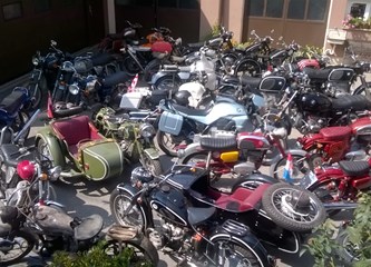 Osnovan Oldtimer klub Turopolje: Želja im je probuditi stara vozila koja spavaju po šupama i štagljevima Velikogoričana