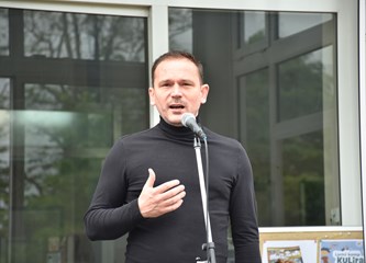 Izviđači iz cijele zemlje okupili se u Velikoj Gorici: Više od tisuću djece i mladih postrojilo se danas u centru grada