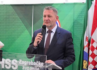 "Dan s Jožom" u Vrbovcu: HSS-ovci se prisjetili Josipa Pankretića, dodijeljena priznanja s njegovim likom